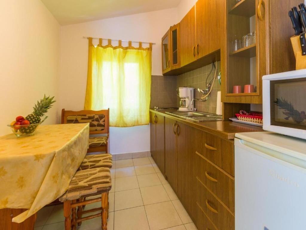 Apartments Adrasteja Dramalj Exterior foto